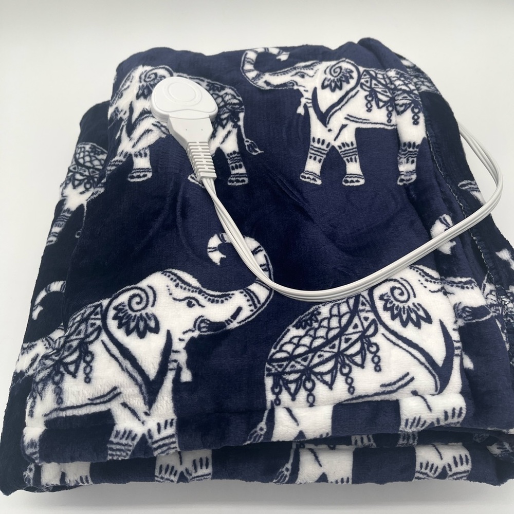 Navy blue heated blanket